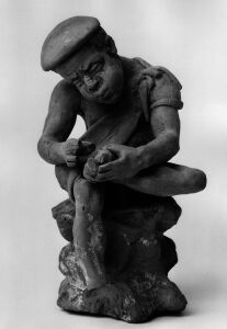 Hellenistic - Seated boy pulling a thorn out of his foot - Berlin Staatliche Museen